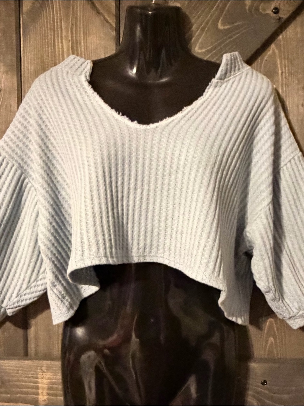 Lush by Buckle Grey Cropped Waffle Knit V-Neck Top